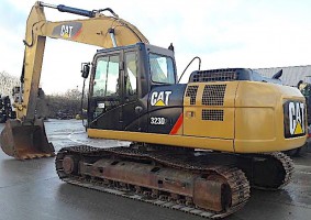 Caterpillar 323 D2L, rok 2015