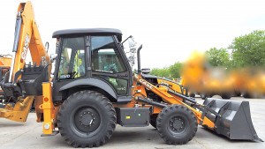 Case 770 EX, rok 2020