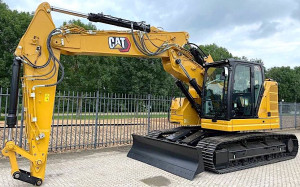 Caterpillar 325FL CR, rok; 2021-demo