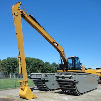 Caterpillar 320, rok 2021, amfibia