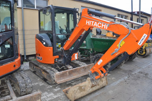 Minikoparka Hitachi ZX26